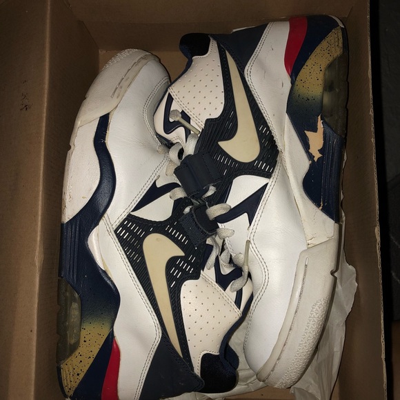 Nike Other - Nike Air Trainer SC High Top